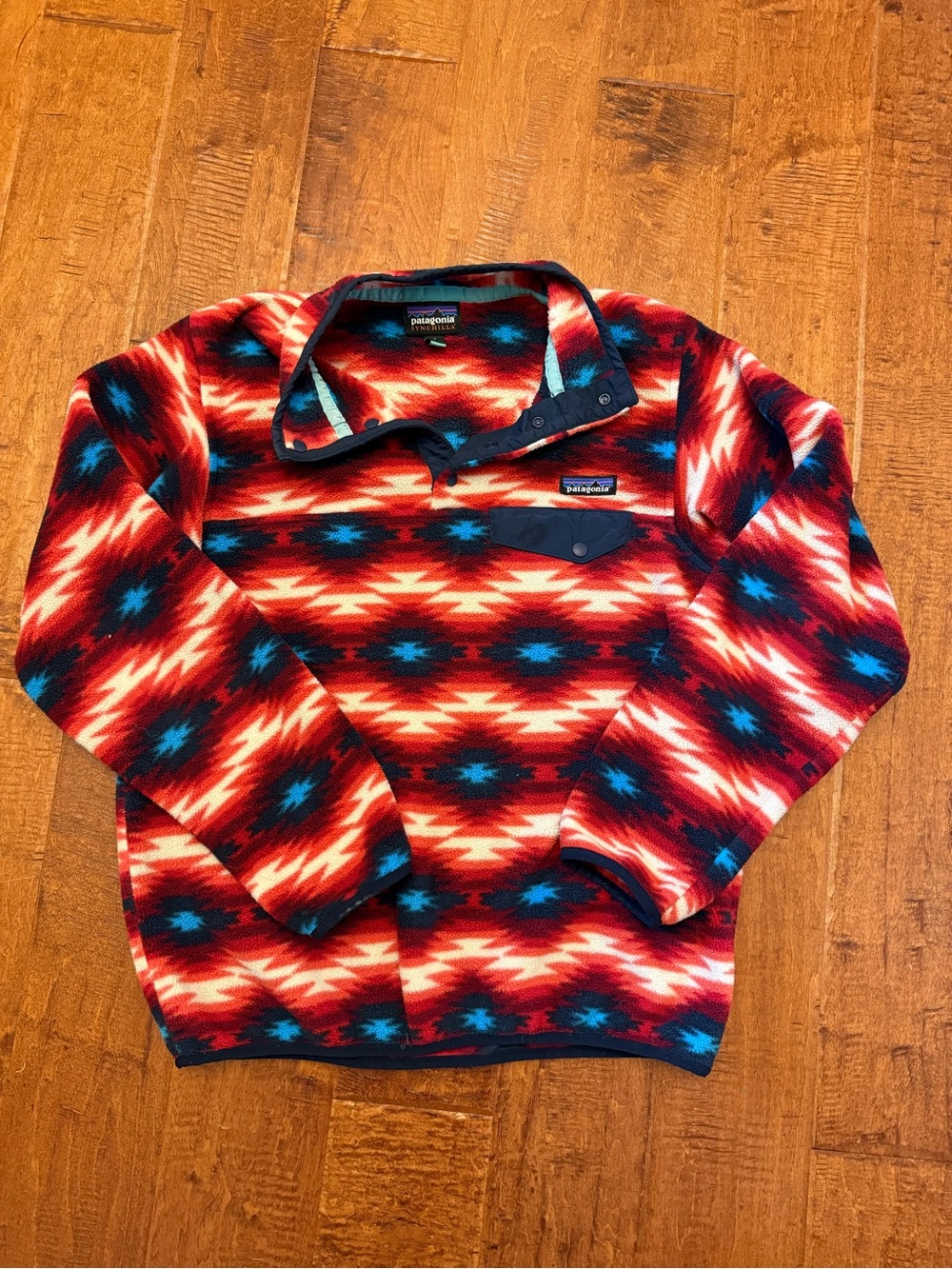 Patagonia Synchilla Snap Fleece in Rare Azteca Print - Red & Blue